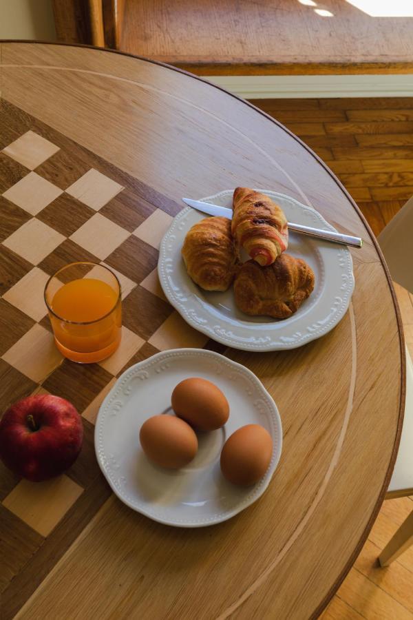 - Monti Bed and breakfast