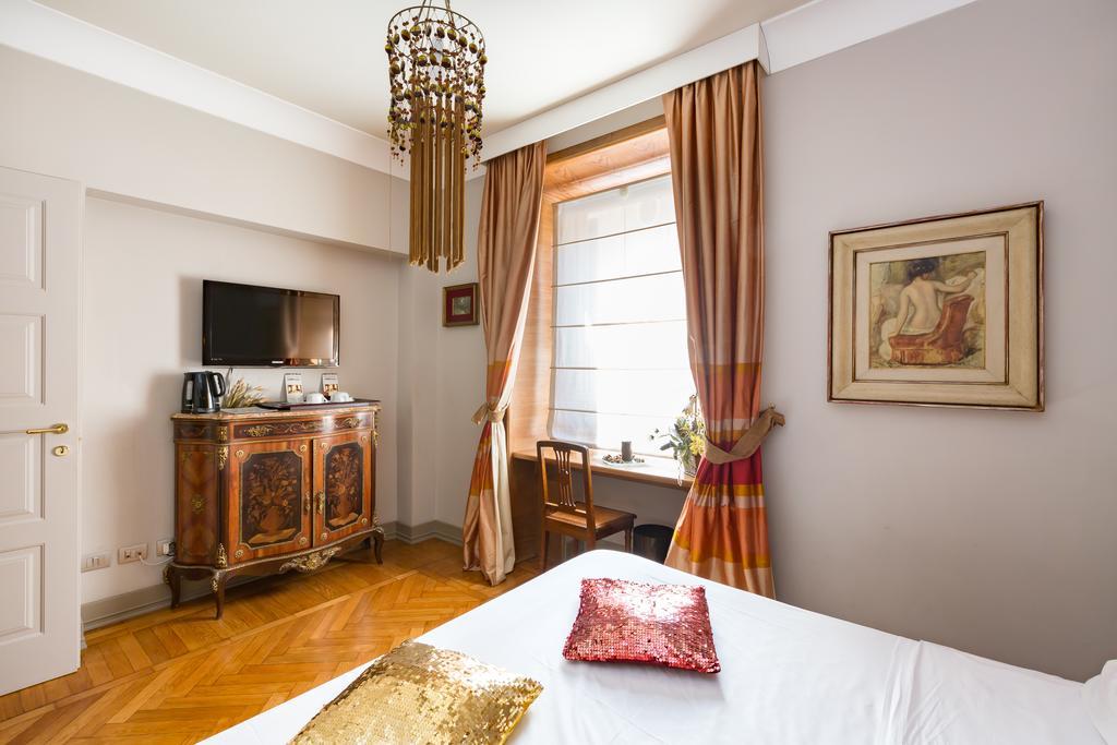 - Monti Bed and breakfast